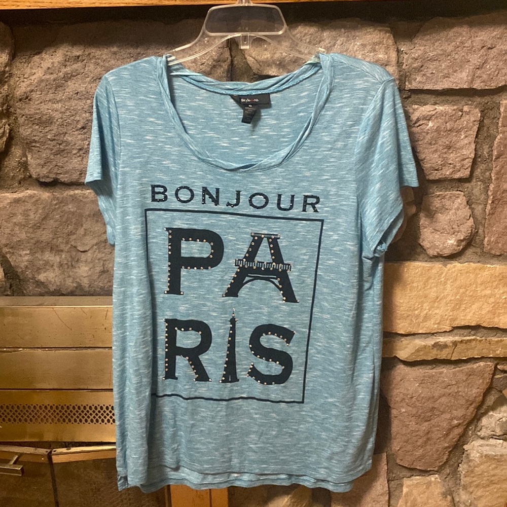 Style & Co. Women's Fashion T- Shirt. Size XL.